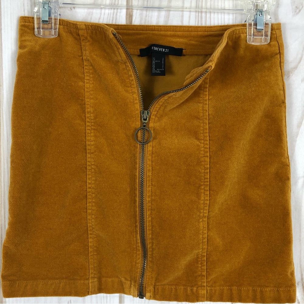 Forever 21 Zippered Front Mini Skirt - Picture 3 of 6